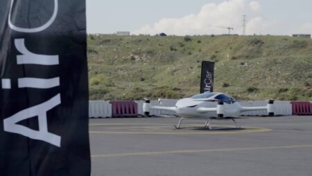 Türkiye’nin birinci beşerli uçan arabası havalandı! Maslak-Kadıköy ortası 5 dakika