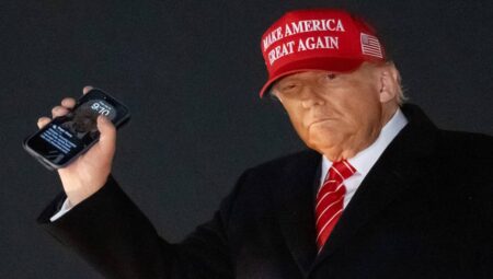 Donald Trump operatör şirketi kurdu: Trump Mobile