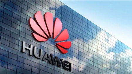 Huawei, bir ülkede daha yasaklandı!