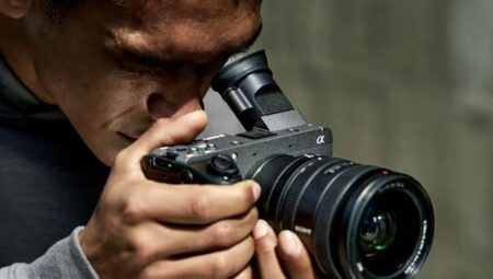 Profesyoneller buraya! Sony FX2 Cinema Line tanıtıldı