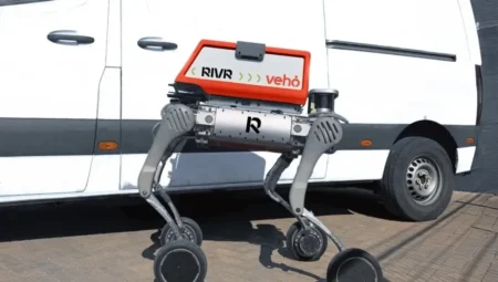 Robot köpekler, paket teslimatına başladı!